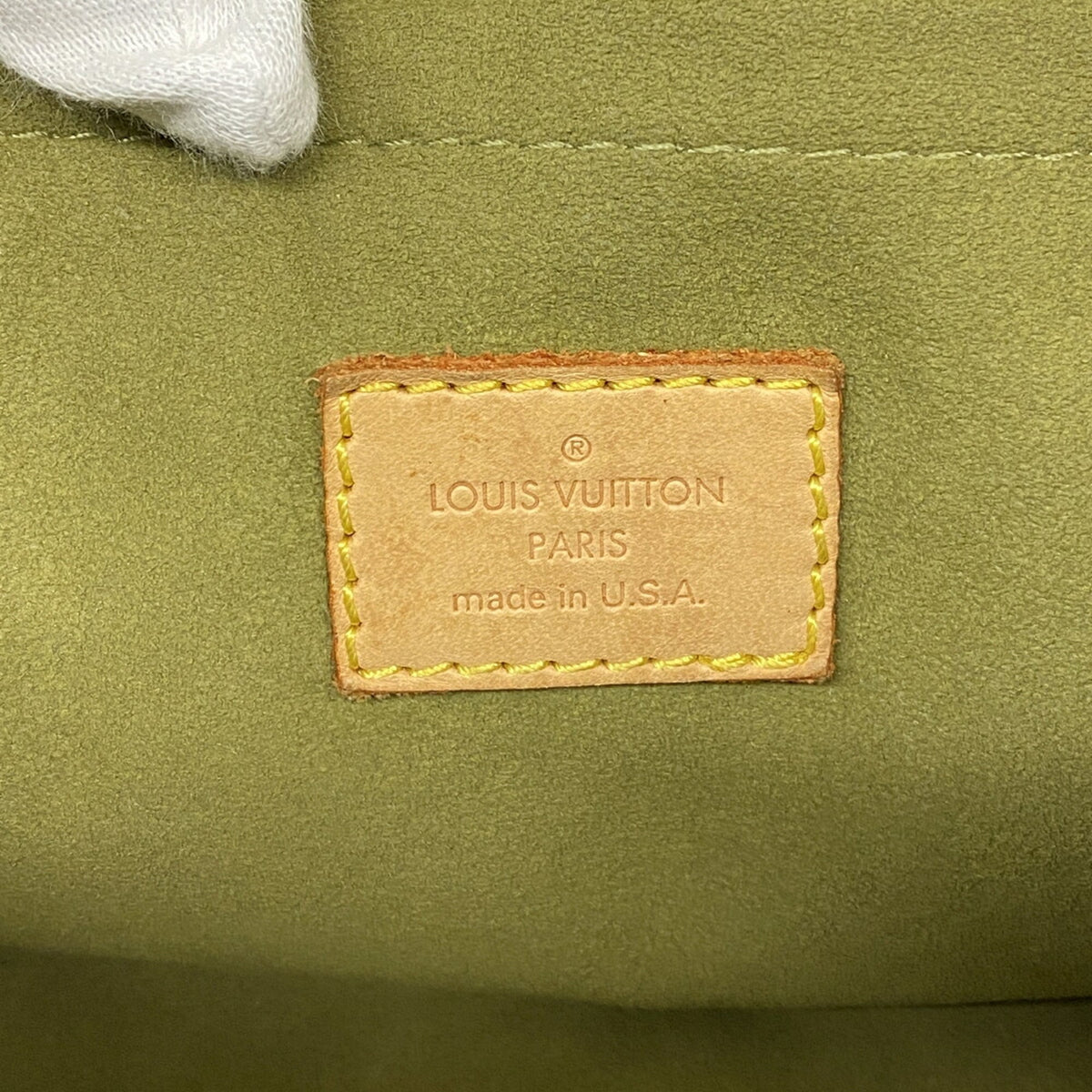 Louis Vuitton Green Handbag (Pre-Owned)